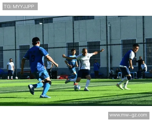 岁月不败英雄 大龄足球巨星依然闪耀绿茵场的传奇之路